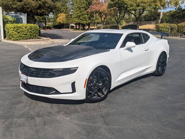 2019 Chevrolet Camaro 1LT RWD photo