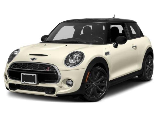 2015 MINI Hardtop 2 Door S FWD photo