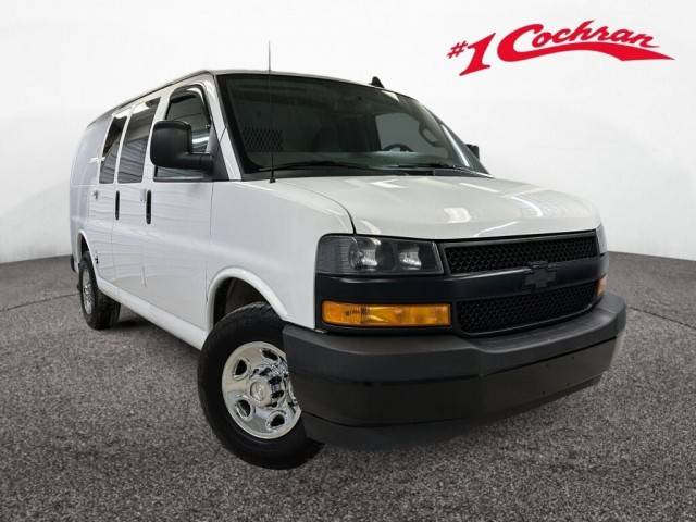 2019 Chevrolet Express Cargo  RWD photo