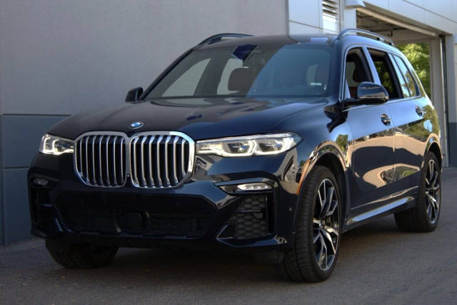 2019 BMW X7 xDrive50i AWD photo