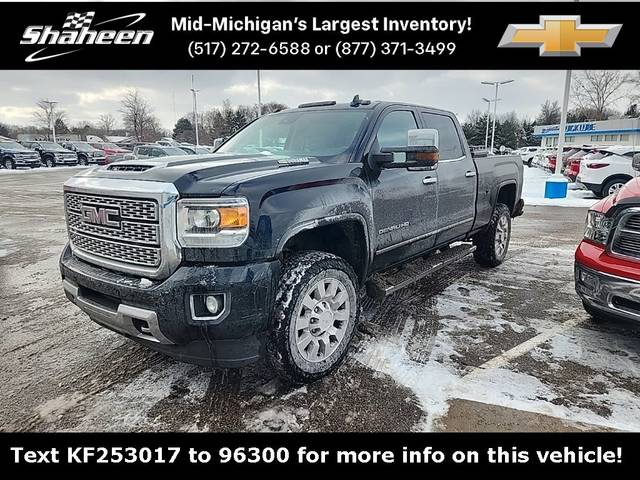 2019 GMC Sierra 2500HD Denali 4WD photo