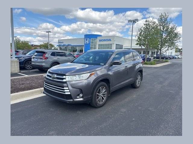 2019 Toyota Highlander XLE AWD photo