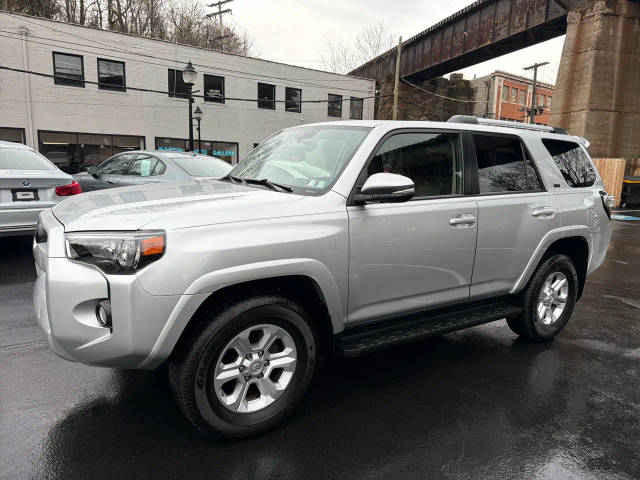 2019 Toyota 4Runner SR5 Premium 4WD photo