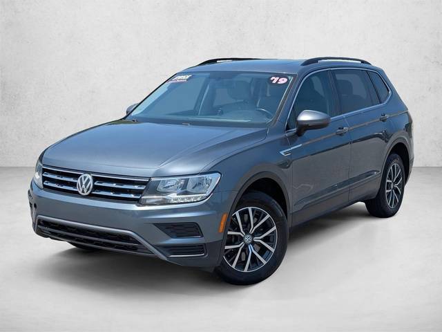 2019 Volkswagen Tiguan SE FWD photo