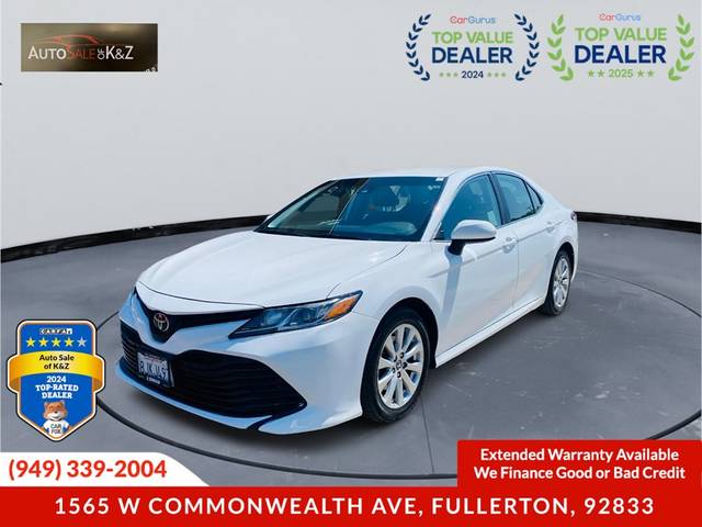 2019 Toyota Camry XLE FWD photo