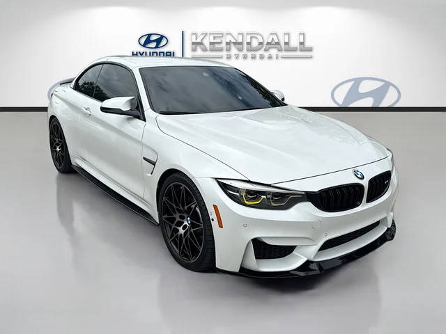 2019 BMW M4  RWD photo