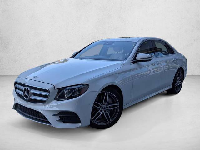 2019 Mercedes-Benz E-Class E 300 RWD photo