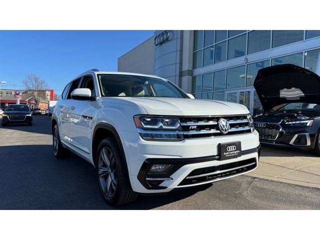 2019 Volkswagen Atlas 3.6L V6 SEL R-Line AWD photo
