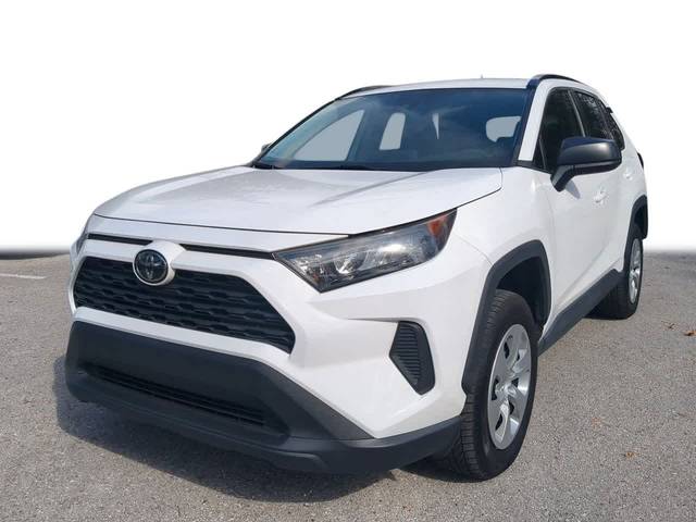 2019 Toyota RAV4 LE FWD photo