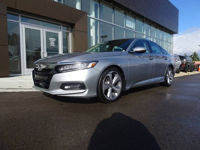 2019 Honda Accord Touring 2.0T FWD photo