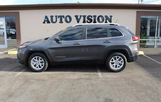 2015 Jeep Cherokee Latitude FWD photo