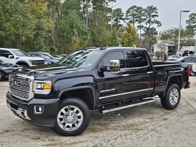 2019 GMC Sierra 2500HD Denali 4WD photo