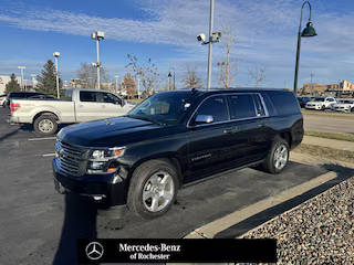 2019 Chevrolet Suburban Premier 4WD photo