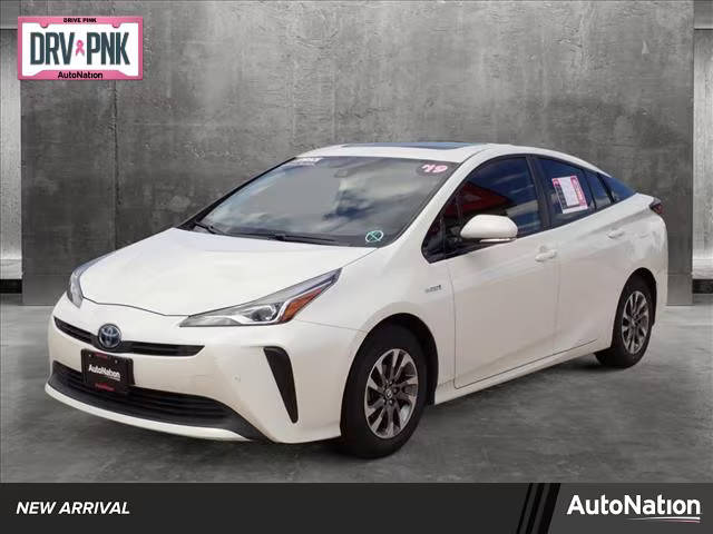 2019 Toyota Prius Limited FWD photo