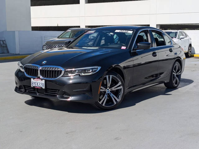 2019 BMW 3 Series 330i xDrive AWD photo