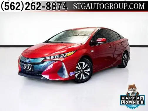 2019 Toyota Prius Prime Plus FWD photo