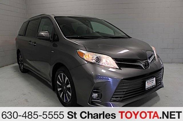 2019 Toyota Sienna XLE AWD photo