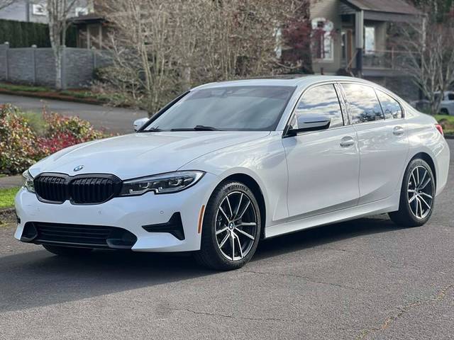 2019 BMW 3 Series 330i RWD photo