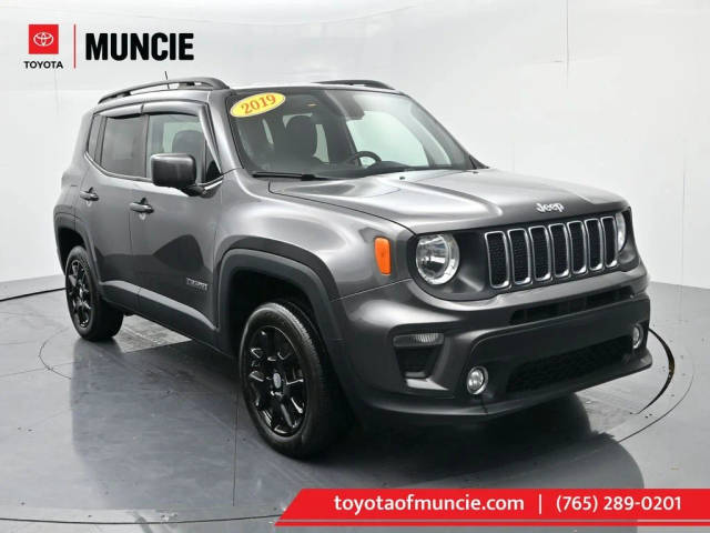 2019 Jeep Renegade Latitude 4WD photo