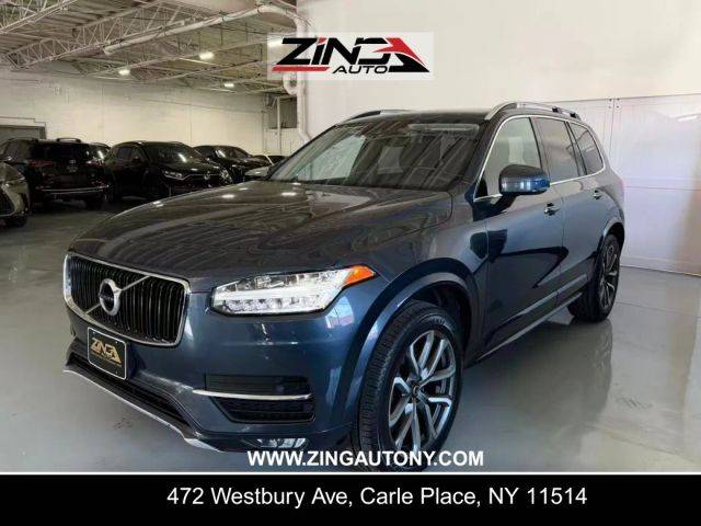 2019 Volvo XC90 Momentum AWD photo