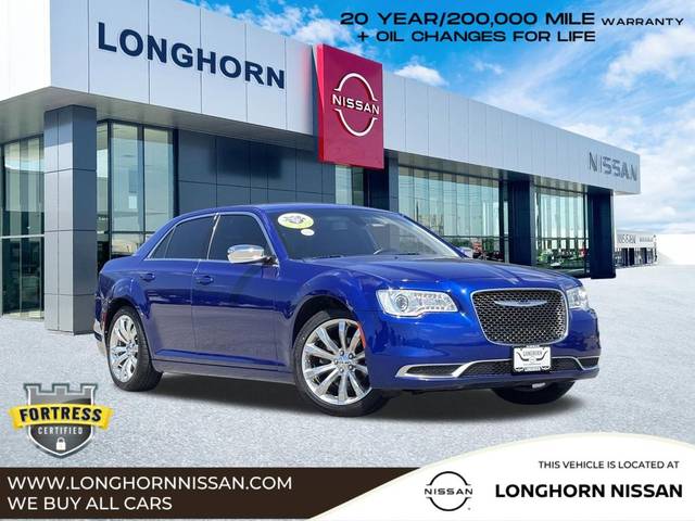 2019 Chrysler 300 Touring RWD photo