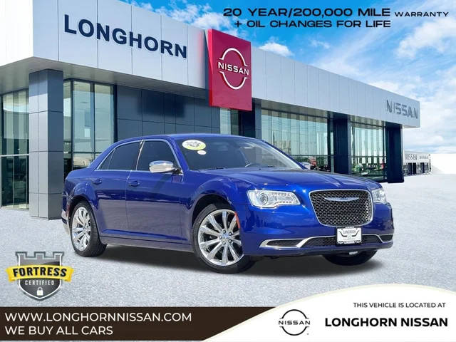 2019 Chrysler 300 Touring RWD photo