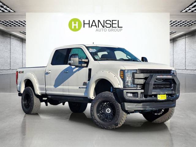 2019 Ford F-250 Super Duty LARIAT 4WD photo