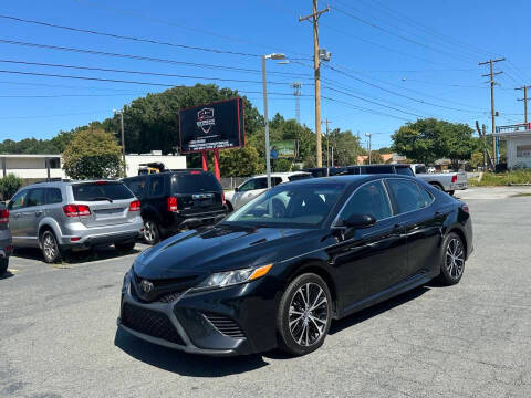 2019 Toyota Camry SE FWD photo