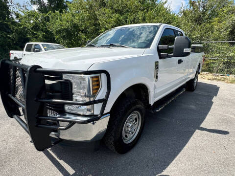 2019 Ford F-250 Super Duty XL 4WD photo