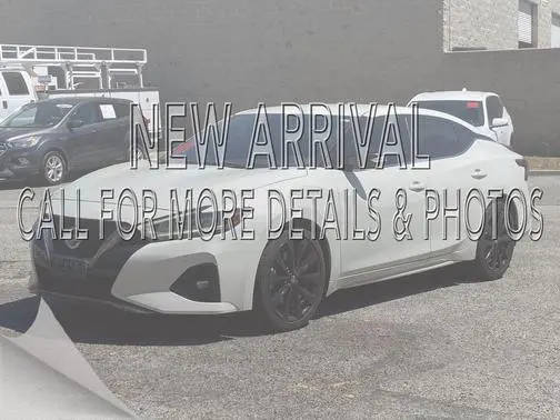 2019 Nissan Maxima SR FWD photo