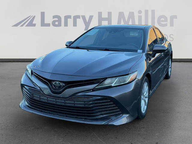 2019 Toyota Camry LE FWD photo