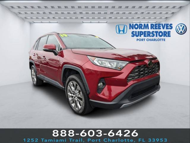 2019 Toyota RAV4 Limited FWD photo