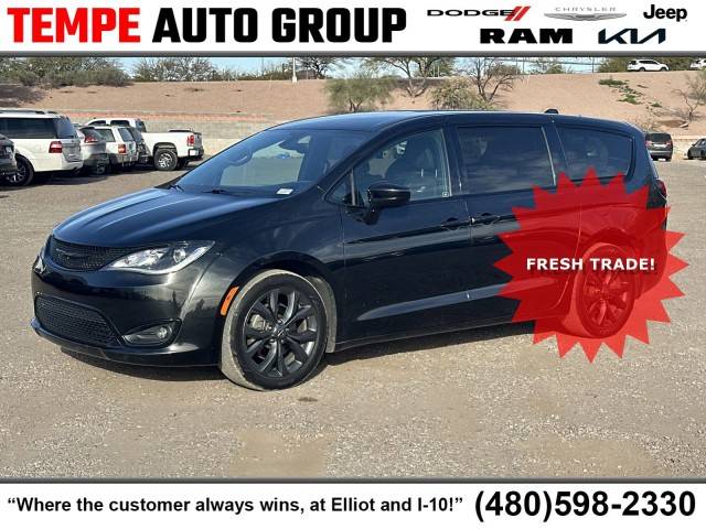 2019 Chrysler Pacifica Minivan Touring Plus FWD photo