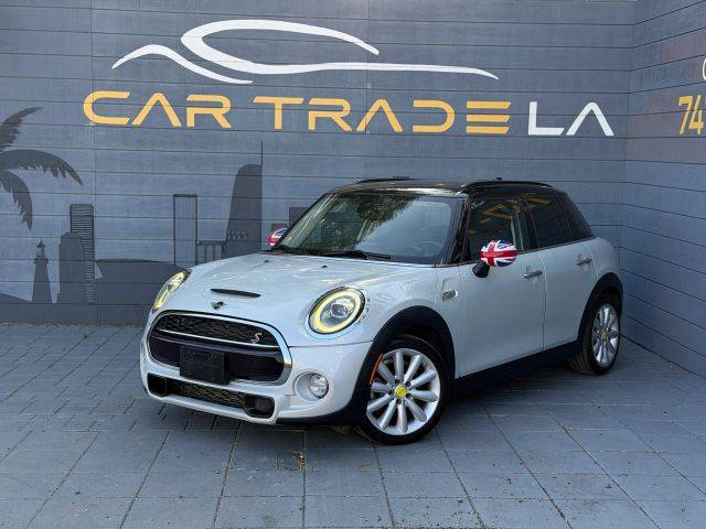 2019 MINI Hardtop 4 Door Cooper S FWD photo
