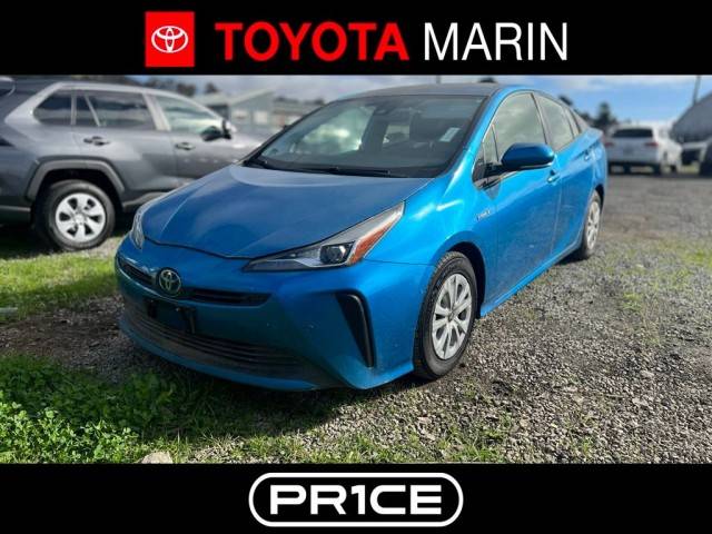 2019 Toyota Prius LE FWD photo