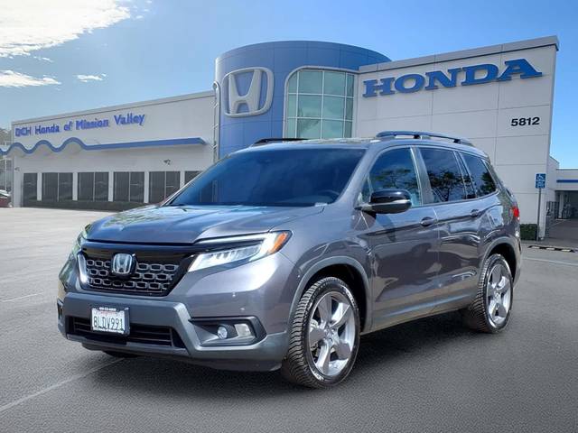 2019 Honda Passport Touring FWD photo