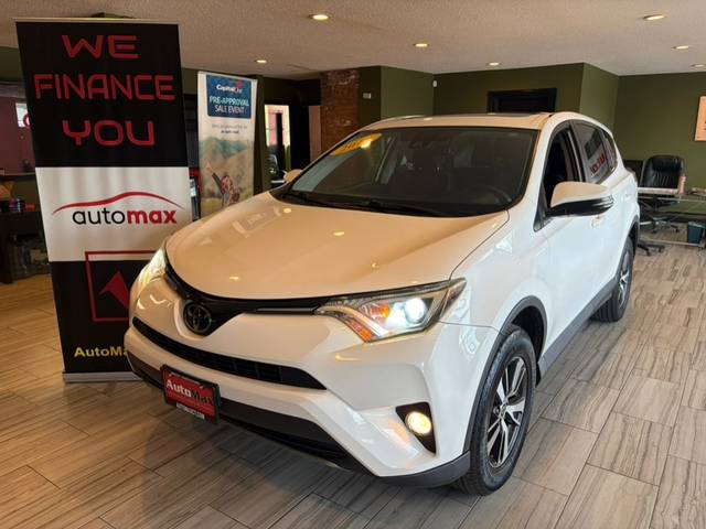 2018 Toyota RAV4 XLE AWD photo