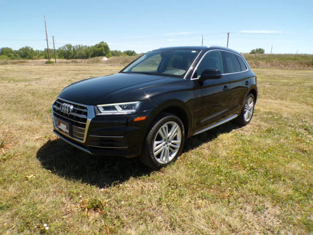 2019 Audi Q5 Premium Plus AWD photo