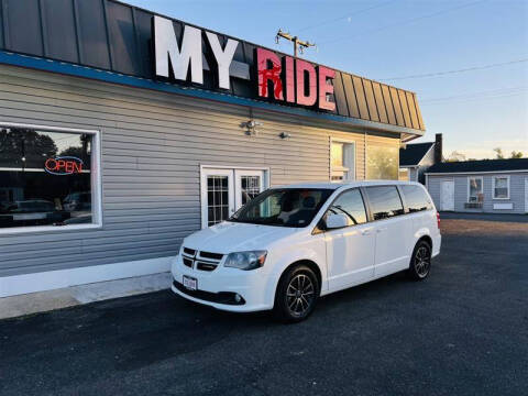 2018 Dodge Grand Caravan GT FWD photo