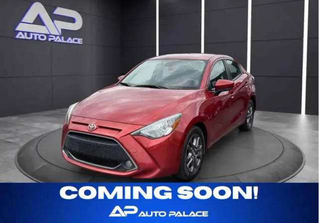 2019 Toyota Yaris LE FWD photo