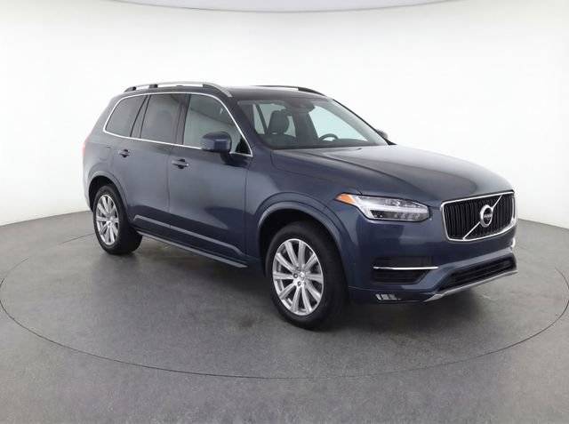 2019 Volvo XC90 Momentum AWD photo