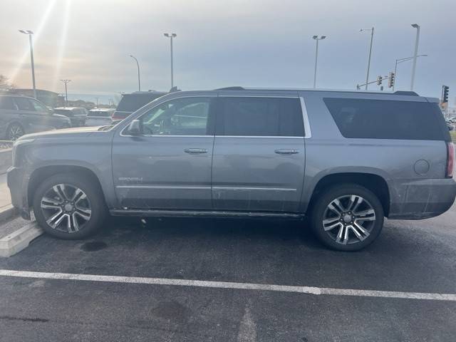 2019 GMC Yukon XL Denali 4WD photo