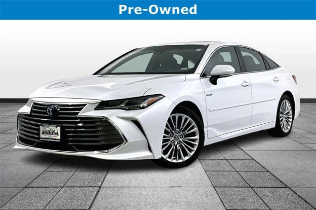 2019 Toyota Avalon Hybrid Limited FWD photo