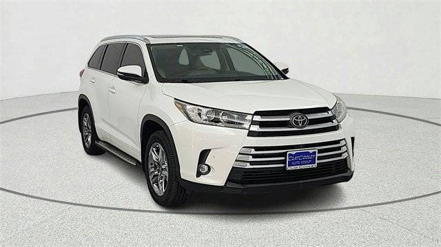 2019 Toyota Highlander Limited Platinum FWD photo