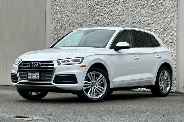 2019 Audi Q5 Premium Plus AWD photo