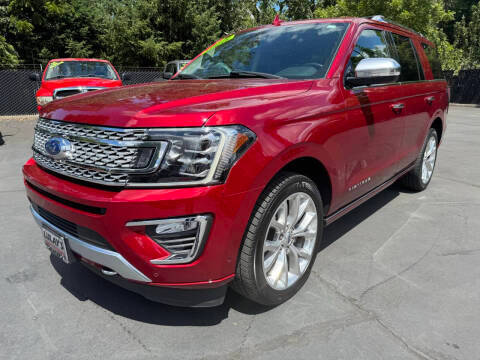 2019 Ford Expedition Platinum 4WD photo