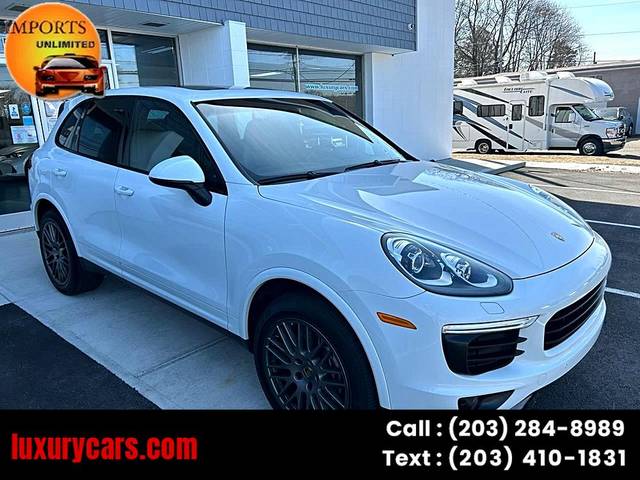 2017 Porsche Cayenne Platinum Edition AWD photo