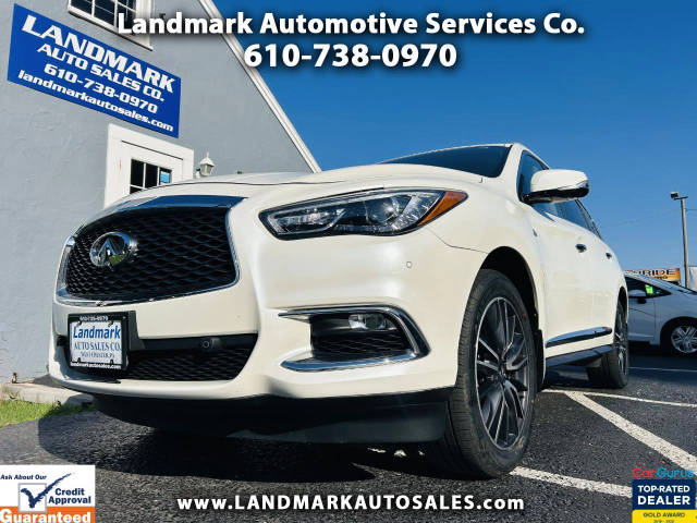 2019 Infiniti QX60 LUXE AWD photo