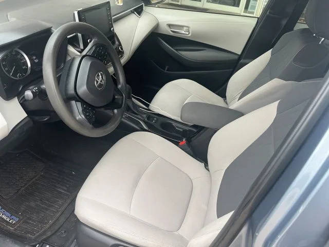 2020 Toyota Corolla LE FWD photo