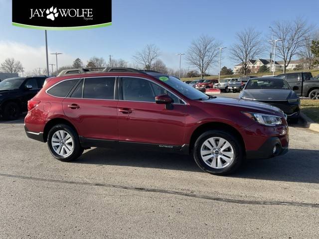 2019 Subaru Outback Premium AWD photo